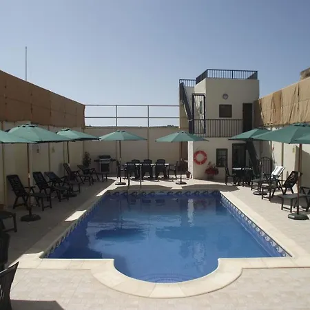Hébergement de vacances Ta' Gakbu Holiday With Pool San Lawrenz