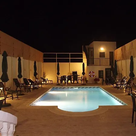 Ta' Gakbu Holiday With Pool Hébergement de vacances *